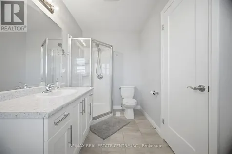 4 Laguna Village Crescent Hamilton ON L0R 1P0
