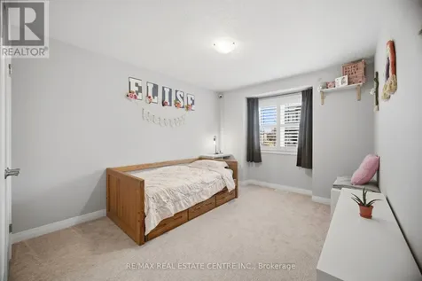 4 Laguna Village Crescent Hamilton ON L0R 1P0