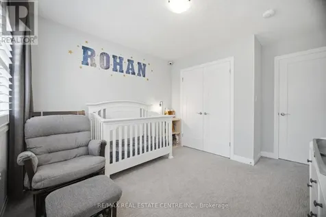 4 Laguna Village Crescent Hamilton ON L0R 1P0