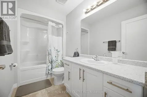 4 Laguna Village Crescent Hamilton ON L0R 1P0
