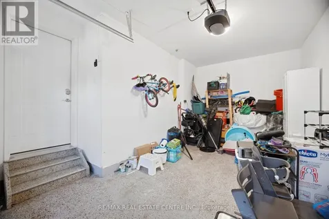 4 Laguna Village Crescent Hamilton ON L0R 1P0