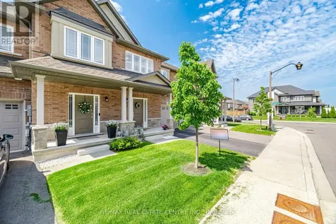 4 Laguna Village Crescent Hamilton ON L0R 1P0