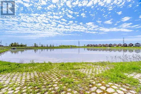 4 Laguna Village Crescent Hamilton ON L0R 1P0