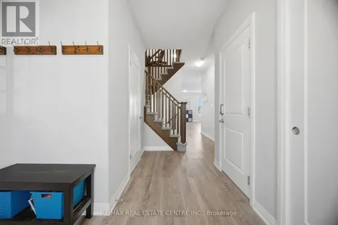 4 Laguna Village Crescent Hamilton ON L0R 1P0