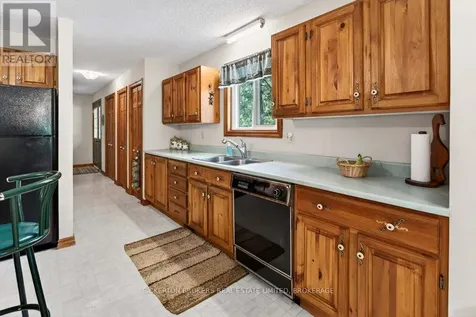 129 Cross Road Rideau Lakes ON K0G 1E0