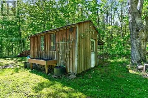 129 Cross Road Rideau Lakes ON K0G 1E0