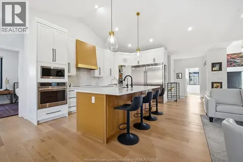 43 Belleview Drive Cottam ON N0R 1B0