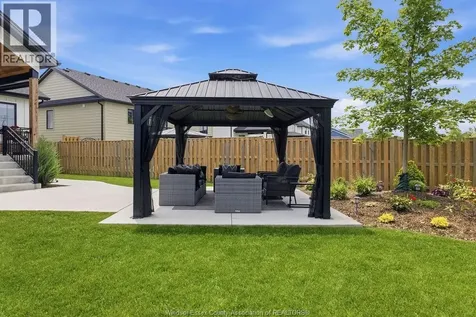 43 Belleview Drive Cottam ON N0R 1B0
