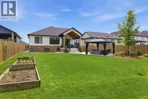 43 Belleview Drive Cottam ON N0R 1B0