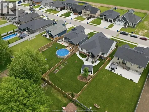 43 Belleview Drive Cottam ON N0R 1B0
