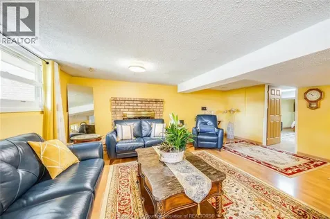 10572 Palms Windsor ON N8R 2E8