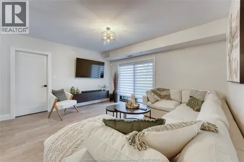 4578 Huron Church Line Road Lasalle ON N9H 0M2