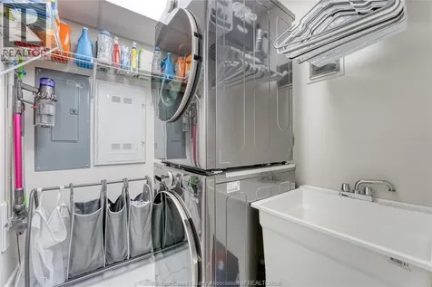4578 Huron Church Line Road Lasalle ON N9H 0M2