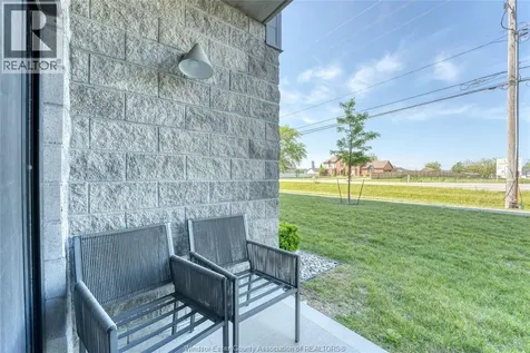 4578 Huron Church Line Road Lasalle ON N9H 0M2