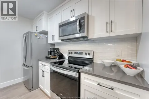 4578 Huron Church Line Road Lasalle ON N9H 0M2