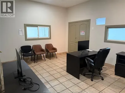 4325 County Road 42 Tecumseh ON N9A 6J3