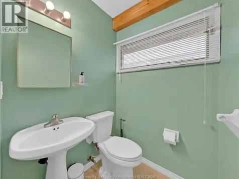 3131 Donnelly Street Windsor ON N9C 1M3