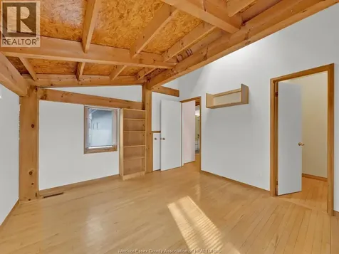 3131 Donnelly Street Windsor ON N9C 1M3