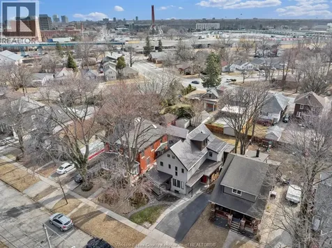 3131 Donnelly Street Windsor ON N9C 1M3