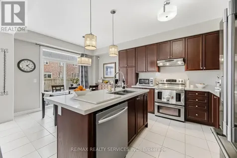 93 Learmont Avenue Caledon ON L7C 3R4
