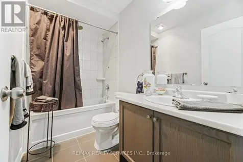 93 Learmont Avenue Caledon ON L7C 3R4