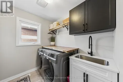 8 Hewson Street Penetanguishene ON L9M 0V8