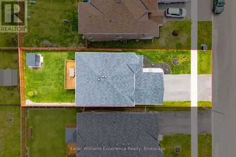 8 Hewson Street Penetanguishene ON L9M 0V8