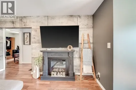1804 Hall Avenue Windsor ON N8W 2L4