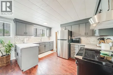 1804 Hall Avenue Windsor ON N8W 2L4