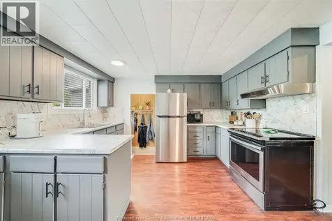 1804 Hall Avenue Windsor ON N8W 2L4
