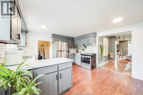1804 Hall Avenue Windsor ON N8W 2L4