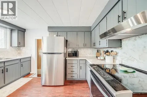 1804 Hall Avenue Windsor ON N8W 2L4