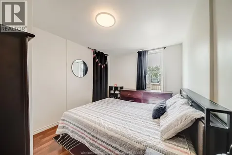 1804 Hall Avenue Windsor ON N8W 2L4