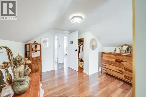 1804 Hall Avenue Windsor ON N8W 2L4