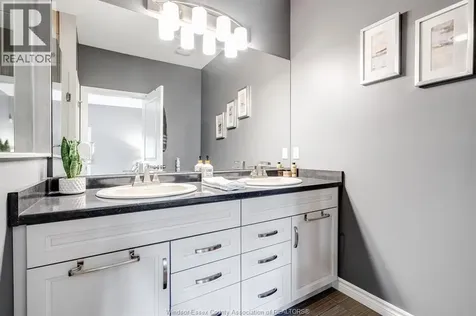 6107 Tiburon Crescent Windsor ON N9J 3Y7