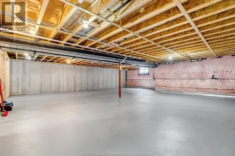 6107 Tiburon Crescent Windsor ON N9J 3Y7