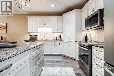 6107 Tiburon Crescent Windsor ON N9J 3Y7