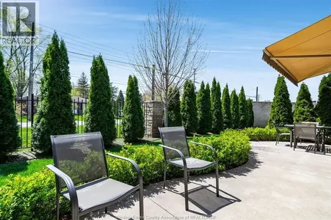 6107 Tiburon Crescent Windsor ON N9J 3Y7