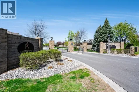 6107 Tiburon Crescent Windsor ON N9J 3Y7