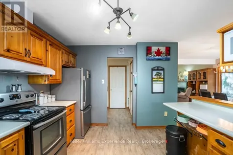 14 Oneida Crescent Tiny ON L9M 0B2