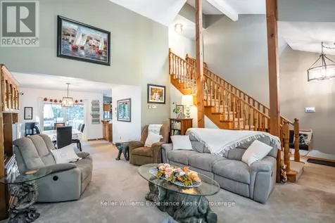 14 Oneida Crescent Tiny ON L9M 0B2