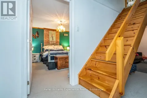 14 Oneida Crescent Tiny ON L9M 0B2
