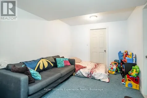 14 Oneida Crescent Tiny ON L9M 0B2