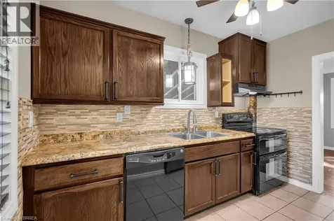 20 Hiram Road Paris ON N3L 2P8