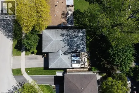 740 Hyde Road Burlington ON L7S 1S7