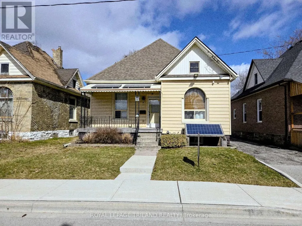 8 Weldon Avenue St. Thomas ON N5P 1J6