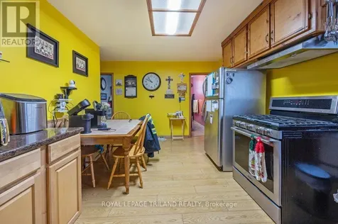 8 Weldon Avenue St. Thomas ON N5P 1J6