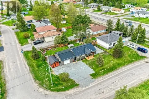 3979 Harold Crescent Val Caron ON P3N 1J3