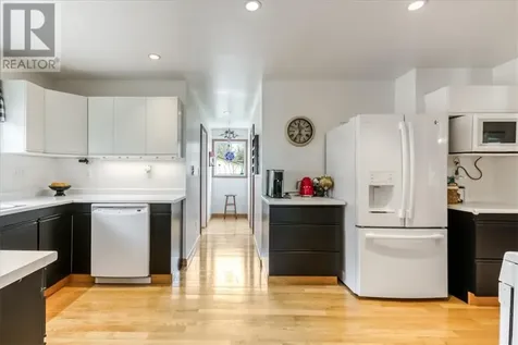 82A Pennie Avenue Tehkummah ON P0P 2C0