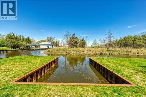 270 Erie Boulevard Long Point ON N0E 1M0